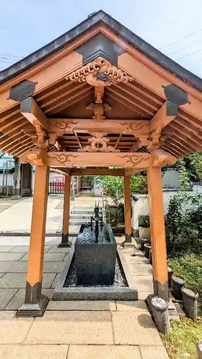 清涼寺の手水舎