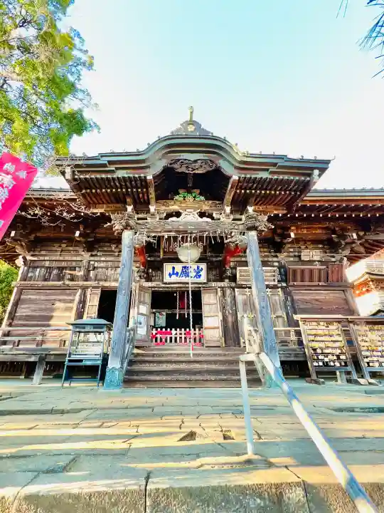 岩殿山安楽寺(吉見観音)の{uncategorized: "未分類", other: "その他", undefined: "問題あり", building: "その他建物", grave: "お墓", sacred_gate: "鳥居", guardian: "狛犬", statue: "像", buddha: "仏像", history: "歴史", nature: "自然", garden: "庭園", animal: "動物", pagoda: "塔", temizu: "手水舎", mountain_gate: "山門・神門", sanctuary: "本殿・本堂", subordinate: "末社・摂社", art: "芸術", scenery: "景色", jizo: "地蔵", ema: "絵馬", goshuin: "御朱印", omikuji: "おみくじ", items: "授与品その他", amulet: "お守り", goshuincho: "御朱印帳", eats: "食事", festival: "お祭り", votive_dance: "神楽", shichigosan: "七五三参", wedding: "結婚式", experience: "体験その他", initially: "初詣", around: "周辺", anti_infection: "感染症対策"}