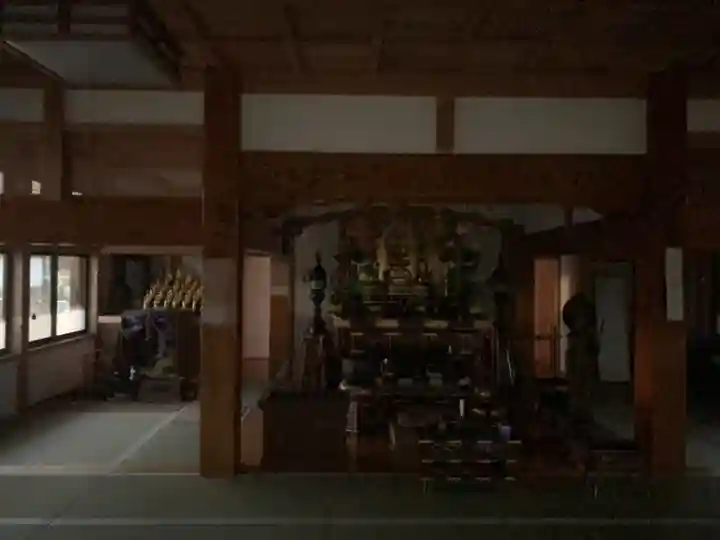 阿弥陀寺の本殿・本堂