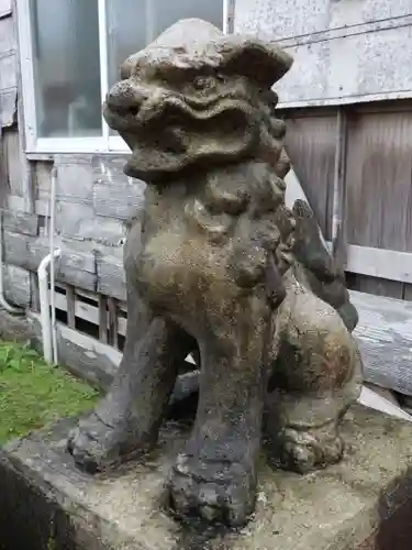 宜名眞神社の狛犬