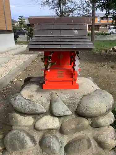 神明社の末社・摂社
