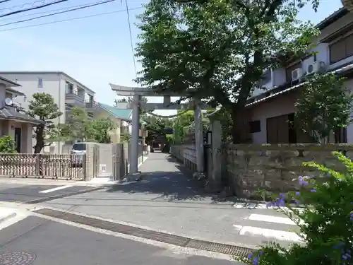 高津諏訪神社の鳥居