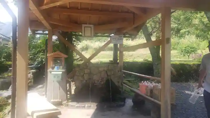 大虫神社の手水舎