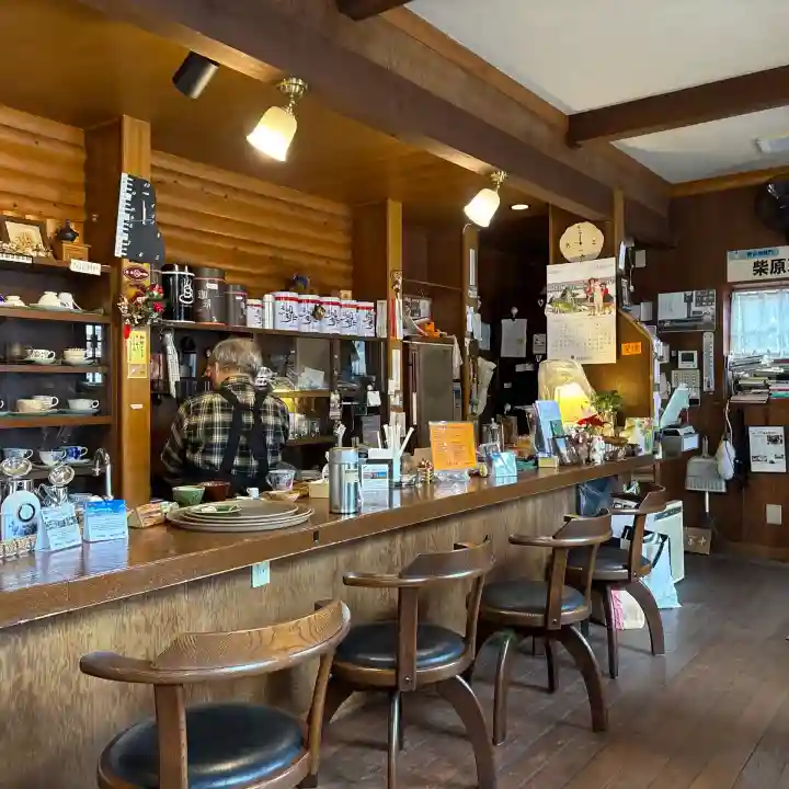 八幡橋八幡神社の{uncategorized: "未分類", other: "その他", undefined: "問題あり", building: "その他建物", grave: "お墓", sacred_gate: "鳥居", guardian: "狛犬", statue: "像", buddha: "仏像", history: "歴史", nature: "自然", garden: "庭園", animal: "動物", pagoda: "塔", temizu: "手水舎", mountain_gate: "山門・神門", sanctuary: "本殿・本堂", subordinate: "末社・摂社", art: "芸術", scenery: "景色", jizo: "地蔵", ema: "絵馬", goshuin: "御朱印", omikuji: "おみくじ", items: "授与品その他", amulet: "お守り", goshuincho: "御朱印帳", eats: "食事", festival: "お祭り", votive_dance: "神楽", shichigosan: "七五三参", wedding: "結婚式", experience: "体験その他", initially: "初詣", around: "周辺", anti_infection: "感染症対策"}