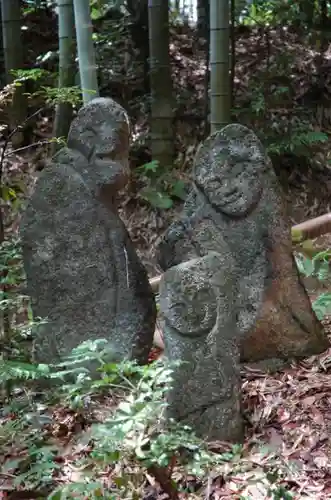 石峯寺の地蔵