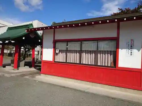 雷電神社の手水