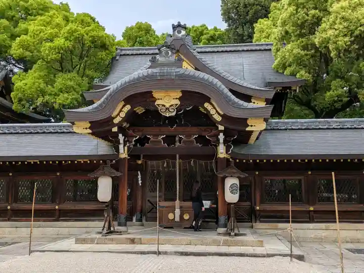 今宮神社の{uncategorized: "未分類", other: "その他", undefined: "問題あり", building: "その他建物", grave: "お墓", sacred_gate: "鳥居", guardian: "狛犬", statue: "像", buddha: "仏像", history: "歴史", nature: "自然", garden: "庭園", animal: "動物", pagoda: "塔", temizu: "手水舎", mountain_gate: "山門・神門", sanctuary: "本殿・本堂", subordinate: "末社・摂社", art: "芸術", scenery: "景色", jizo: "地蔵", ema: "絵馬", goshuin: "御朱印", omikuji: "おみくじ", items: "授与品その他", amulet: "お守り", goshuincho: "御朱印帳", eats: "食事", festival: "お祭り", votive_dance: "神楽", shichigosan: "七五三参", wedding: "結婚式", experience: "体験その他", initially: "初詣", around: "周辺", anti_infection: "感染症対策"}