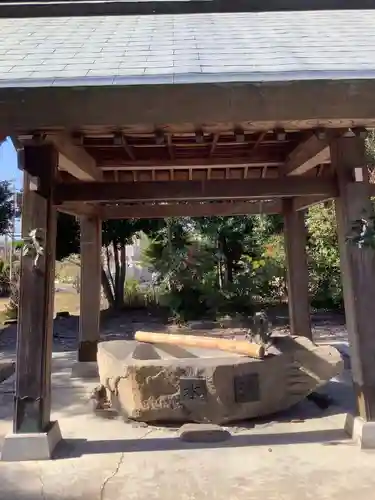 神明神社（出川）の手水舎