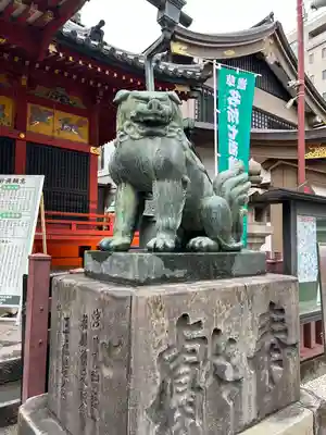 浅草神社の狛犬
