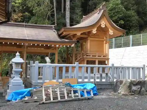 五百井神社の本殿