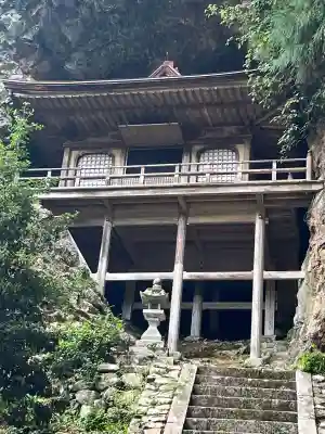 不動院岩屋堂(鳥取県)