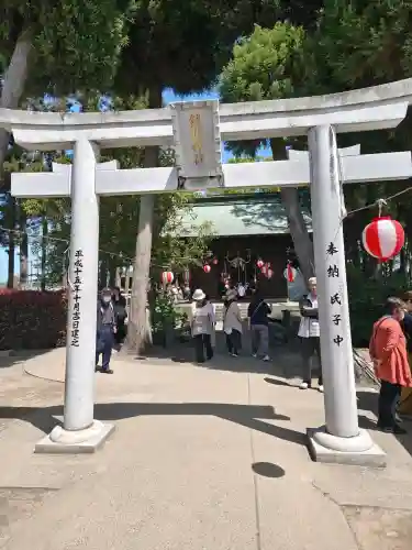 中山熊野神社の{uncategorized: "未分類", other: "その他", undefined: "問題あり", building: "その他建物", grave: "お墓", sacred_gate: "鳥居", guardian: "狛犬", statue: "像", buddha: "仏像", history: "歴史", nature: "自然", garden: "庭園", animal: "動物", pagoda: "塔", temizu: "手水舎", mountain_gate: "山門・神門", sanctuary: "本殿・本堂", subordinate: "末社・摂社", art: "芸術", scenery: "景色", jizo: "地蔵", ema: "絵馬", goshuin: "御朱印", omikuji: "おみくじ", items: "授与品その他", amulet: "お守り", goshuincho: "御朱印帳", eats: "食事", festival: "お祭り", votive_dance: "神楽", shichigosan: "七五三参", wedding: "結婚式", experience: "体験その他", initially: "初詣", around: "周辺", anti_infection: "感染症対策"}