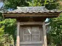 稲荷神社の{uncategorized: "未分類", other: "その他", undefined: "問題あり", building: "その他建物", grave: "お墓", sacred_gate: "鳥居", guardian: "狛犬", statue: "像", buddha: "仏像", history: "歴史", nature: "自然", garden: "庭園", animal: "動物", pagoda: "塔", temizu: "手水舎", mountain_gate: "山門・神門", sanctuary: "本殿・本堂", subordinate: "末社・摂社", art: "芸術", scenery: "景色", jizo: "地蔵", ema: "絵馬", goshuin: "御朱印", omikuji: "おみくじ", items: "授与品その他", amulet: "お守り", goshuincho: "御朱印帳", eats: "食事", festival: "お祭り", votive_dance: "神楽", shichigosan: "七五三参", wedding: "結婚式", experience: "体験その他", initially: "初詣", around: "周辺", anti_infection: "感染症対策"}