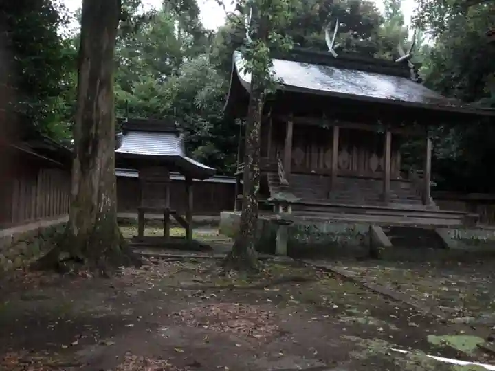 比自岐神社の本殿・本堂