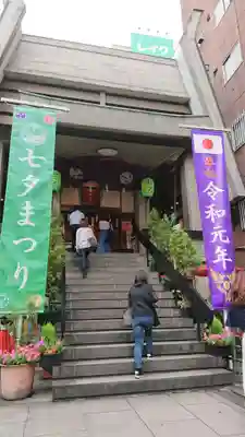 烏森神社の本殿・本堂