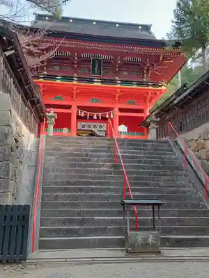 六所神社の山門・神門