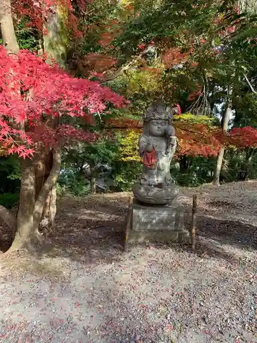 園城寺（三井寺）の像