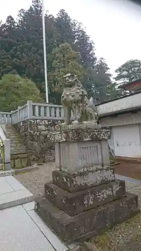 櫻山八幡宮の狛犬