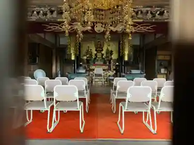 西行寺の本殿・本堂