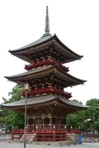 成田山新勝寺の塔