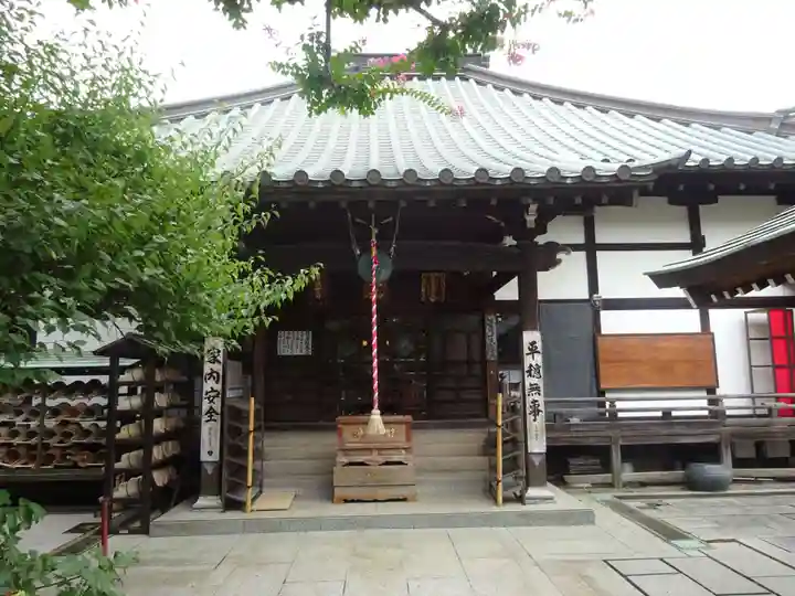 祥泉院の本殿・本堂