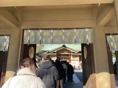 東郷神社の山門・神門
