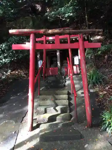 岩殿寺の末社・摂社