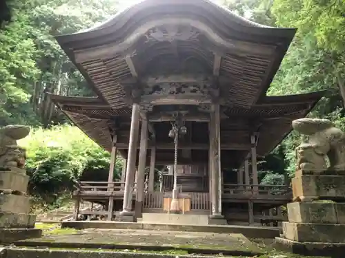生野神社の本殿・本堂