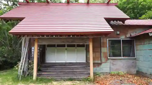 群別稲荷神社の本殿・本堂