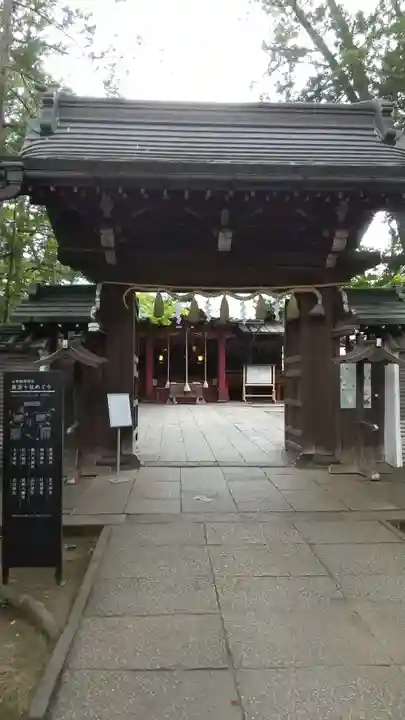 赤坂氷川神社の山門・神門