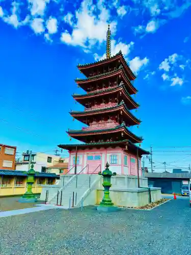 津観音の{uncategorized: "未分類", other: "その他", undefined: "問題あり", building: "その他建物", grave: "お墓", sacred_gate: "鳥居", guardian: "狛犬", statue: "像", buddha: "仏像", history: "歴史", nature: "自然", garden: "庭園", animal: "動物", pagoda: "塔", temizu: "手水舎", mountain_gate: "山門・神門", sanctuary: "本殿・本堂", subordinate: "末社・摂社", art: "芸術", scenery: "景色", jizo: "地蔵", ema: "絵馬", goshuin: "御朱印", omikuji: "おみくじ", items: "授与品その他", amulet: "お守り", goshuincho: "御朱印帳", eats: "食事", festival: "お祭り", votive_dance: "神楽", shichigosan: "七五三参", wedding: "結婚式", experience: "体験その他", initially: "初詣", around: "周辺", anti_infection: "感染症対策"}