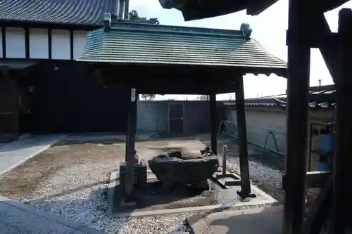 極楽寺の手水舎