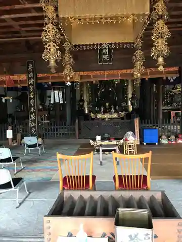 専長寺の本殿・本堂