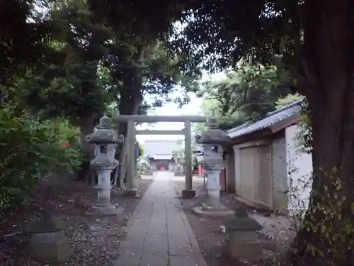 神明社の鳥居