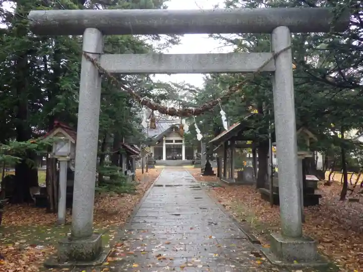 妹背牛神社の鳥居