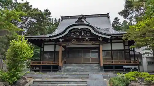 弘照寺の本殿・本堂