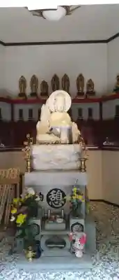 釜石大観音の{uncategorized: "未分類", other: "その他", undefined: "問題あり", building: "その他建物", grave: "お墓", sacred_gate: "鳥居", guardian: "狛犬", statue: "像", buddha: "仏像", history: "歴史", nature: "自然", garden: "庭園", animal: "動物", pagoda: "塔", temizu: "手水舎", mountain_gate: "山門・神門", sanctuary: "本殿・本堂", subordinate: "末社・摂社", art: "芸術", scenery: "景色", jizo: "地蔵", ema: "絵馬", goshuin: "御朱印", omikuji: "おみくじ", items: "授与品その他", amulet: "お守り", goshuincho: "御朱印帳", eats: "食事", festival: "お祭り", votive_dance: "神楽", shichigosan: "七五三参", wedding: "結婚式", experience: "体験その他", initially: "初詣", around: "周辺", anti_infection: "感染症対策"}