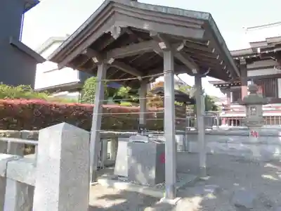 杉山神社の手水舎