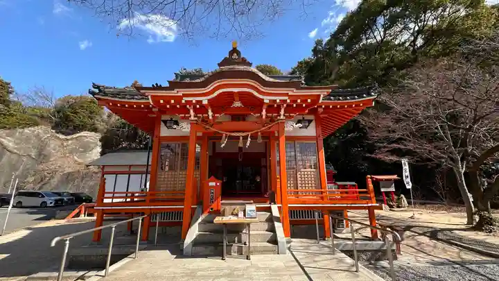 塩屋神社の本殿・本堂