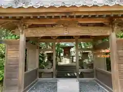 山神社の本殿