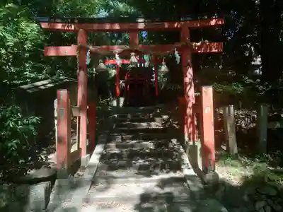 伊居太神社の末社・摂社