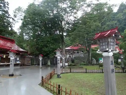 金蛇水神社の庭園