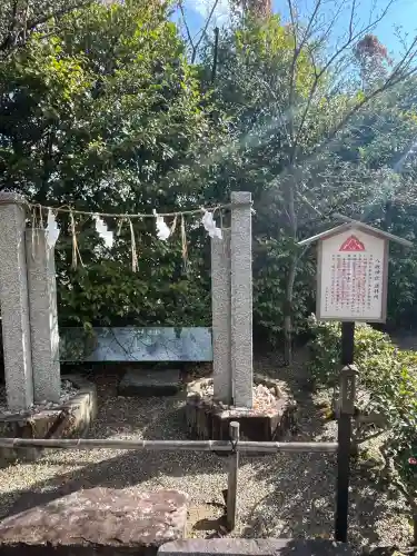 北岡神社の{uncategorized: "未分類", other: "その他", undefined: "問題あり", building: "その他建物", grave: "お墓", sacred_gate: "鳥居", guardian: "狛犬", statue: "像", buddha: "仏像", history: "歴史", nature: "自然", garden: "庭園", animal: "動物", pagoda: "塔", temizu: "手水舎", mountain_gate: "山門・神門", sanctuary: "本殿・本堂", subordinate: "末社・摂社", art: "芸術", scenery: "景色", jizo: "地蔵", ema: "絵馬", goshuin: "御朱印", omikuji: "おみくじ", items: "授与品その他", amulet: "お守り", goshuincho: "御朱印帳", eats: "食事", festival: "お祭り", votive_dance: "神楽", shichigosan: "七五三参", wedding: "結婚式", experience: "体験その他", initially: "初詣", around: "周辺", anti_infection: "感染症対策"}