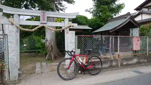 寺田稲荷神社の鳥居