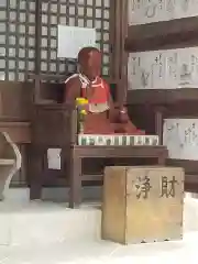 阿賀神社の像