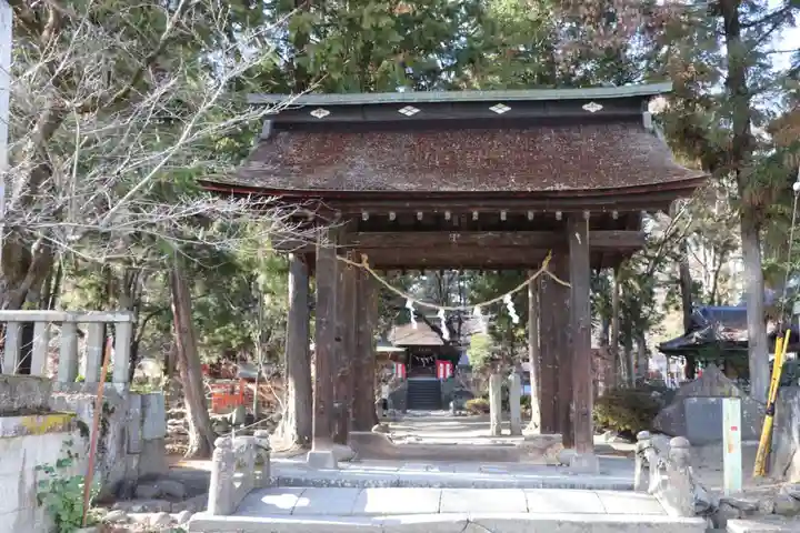 大井俣窪八幡神社の山門・神門
