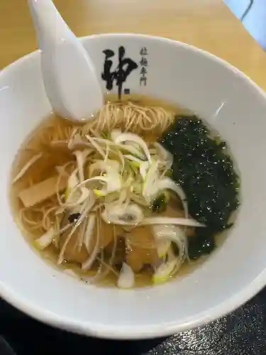 海津見神社（桂浜龍王宮）の{uncategorized: "未分類", other: "その他", undefined: "問題あり", building: "その他建物", grave: "お墓", sacred_gate: "鳥居", guardian: "狛犬", statue: "像", buddha: "仏像", history: "歴史", nature: "自然", garden: "庭園", animal: "動物", pagoda: "塔", temizu: "手水舎", mountain_gate: "山門・神門", sanctuary: "本殿・本堂", subordinate: "末社・摂社", art: "芸術", scenery: "景色", jizo: "地蔵", ema: "絵馬", goshuin: "御朱印", omikuji: "おみくじ", items: "授与品その他", amulet: "お守り", goshuincho: "御朱印帳", eats: "食事", festival: "お祭り", votive_dance: "神楽", shichigosan: "七五三参", wedding: "結婚式", experience: "体験その他", initially: "初詣", around: "周辺", anti_infection: "感染症対策"}