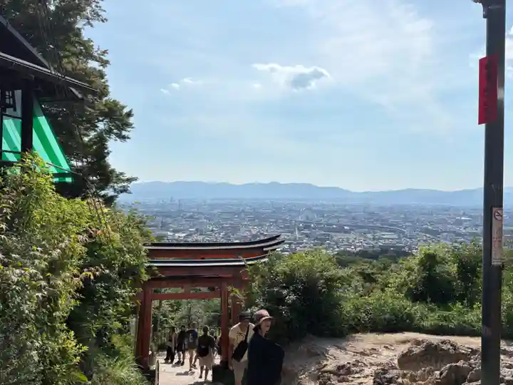 伏見稲荷大社(京都府)