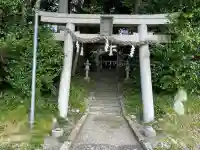勝手神社の{uncategorized: "未分類", other: "その他", undefined: "問題あり", building: "その他建物", grave: "お墓", sacred_gate: "鳥居", guardian: "狛犬", statue: "像", buddha: "仏像", history: "歴史", nature: "自然", garden: "庭園", animal: "動物", pagoda: "塔", temizu: "手水舎", mountain_gate: "山門・神門", sanctuary: "本殿・本堂", subordinate: "末社・摂社", art: "芸術", scenery: "景色", jizo: "地蔵", ema: "絵馬", goshuin: "御朱印", omikuji: "おみくじ", items: "授与品その他", amulet: "お守り", goshuincho: "御朱印帳", eats: "食事", festival: "お祭り", votive_dance: "神楽", shichigosan: "七五三参", wedding: "結婚式", experience: "体験その他", initially: "初詣", around: "周辺", anti_infection: "感染症対策"}