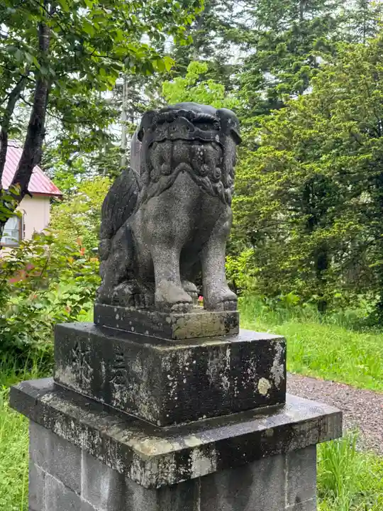 雨龍神社の狛犬